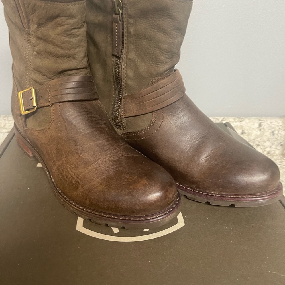 Ariat Dark Brown Women's Combat Boots